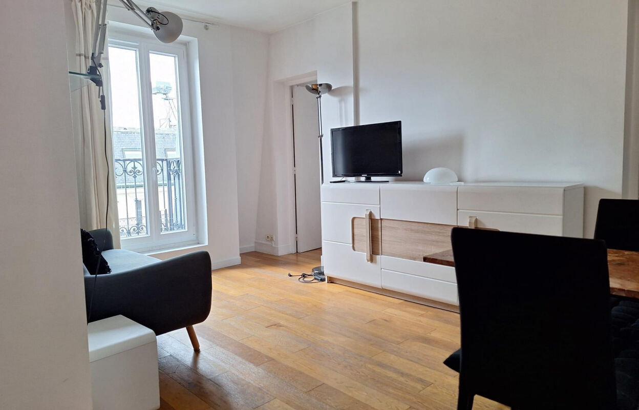 appartement 2 pièces 35 m2 à vendre à Paris 1 (75001)