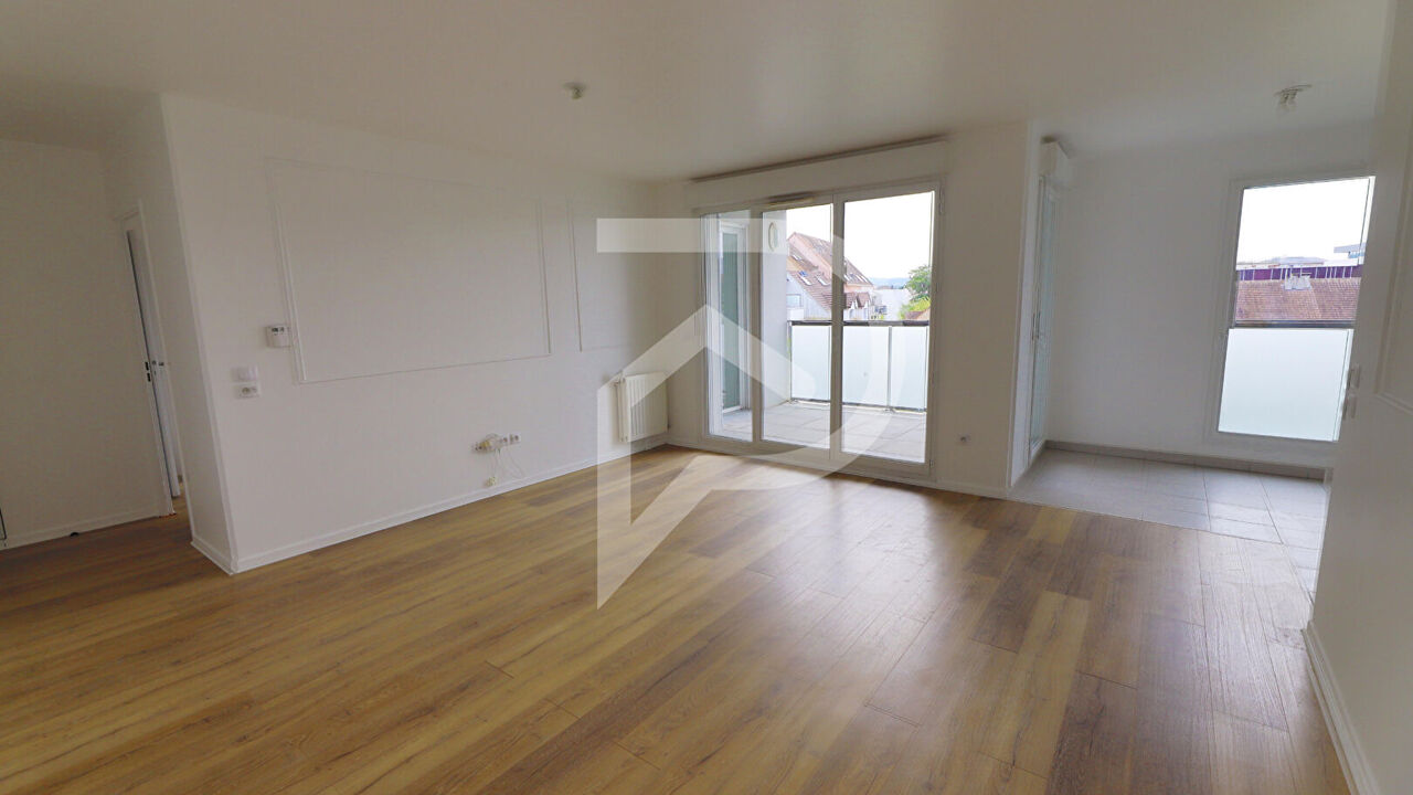 appartement 3 pièces 66 m2 à louer à Nanterre (92000)