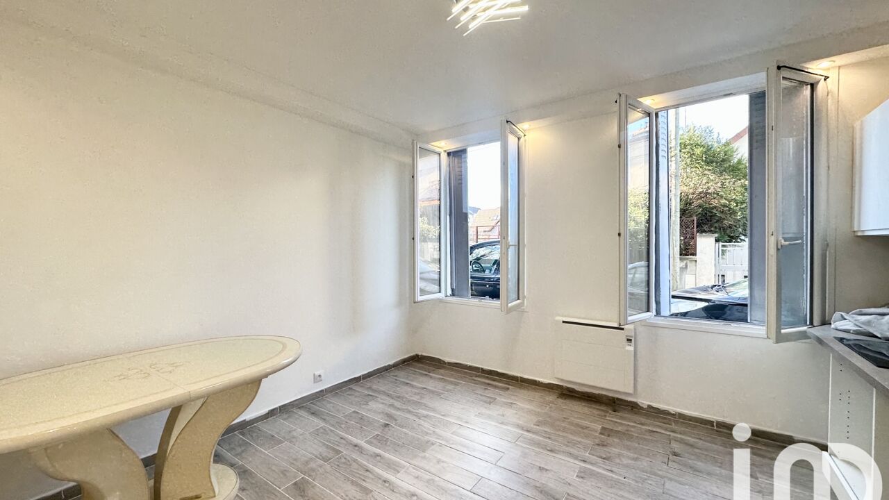 appartement 2 pièces 27 m2 à vendre à Noisy-le-Sec (93130)