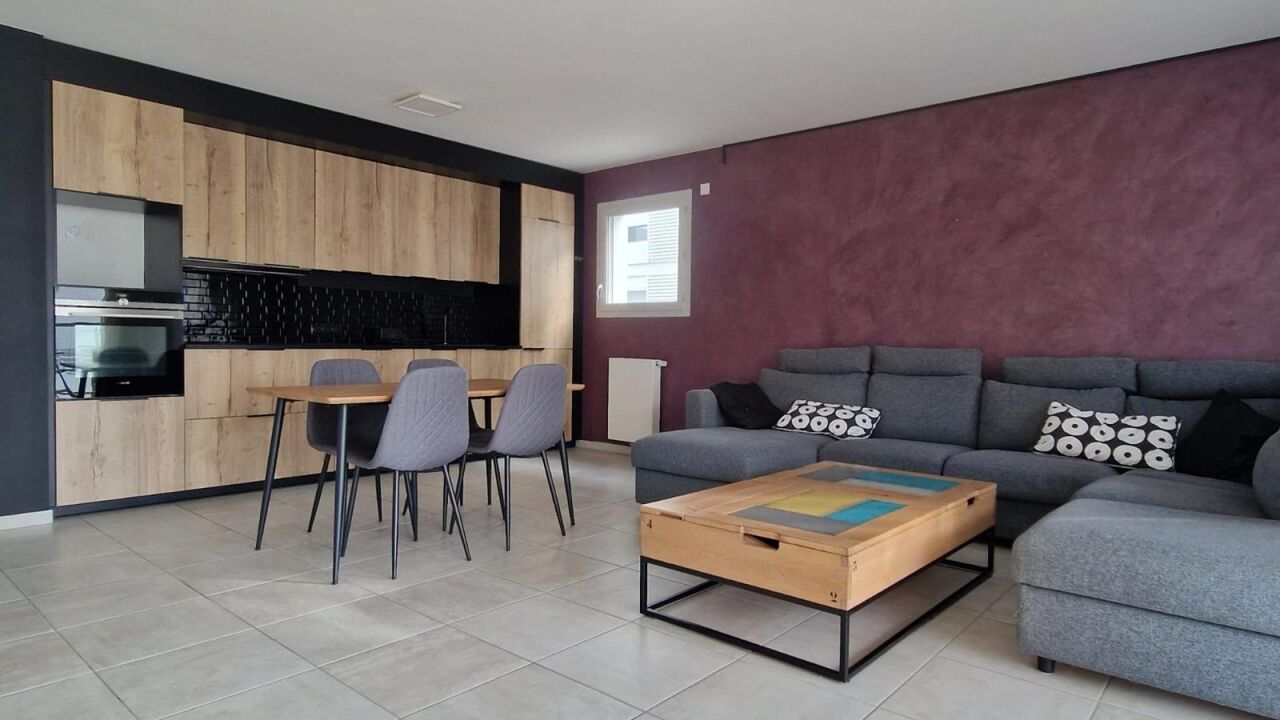 appartement 4 pièces 83 m2 à vendre à Saint-Genis-Pouilly (01630)