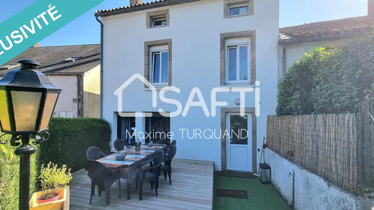 maison 5 pièces 131 m2 à vendre à Moutiers-sous-Chantemerle (79320)