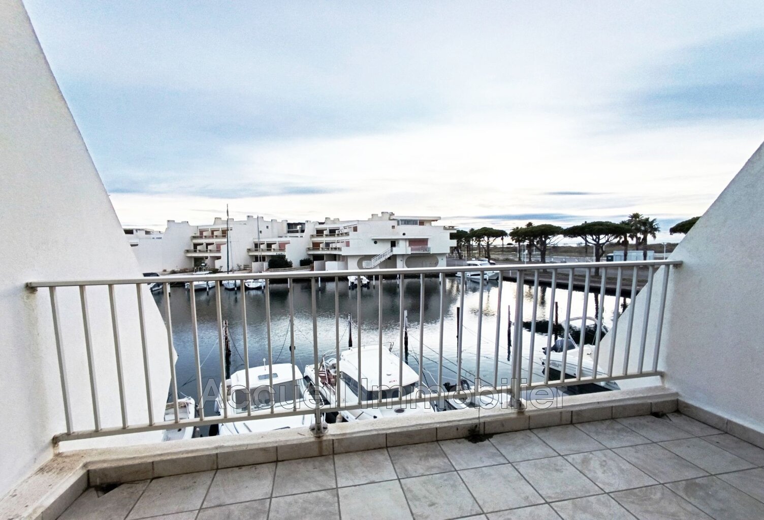 Marina P4 individuelle avec vue latérale sur la mer, plein sud — photo 1
