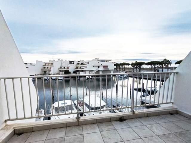 Marina P4 individuelle avec vue latérale sur la mer, plein sud — photo du bien