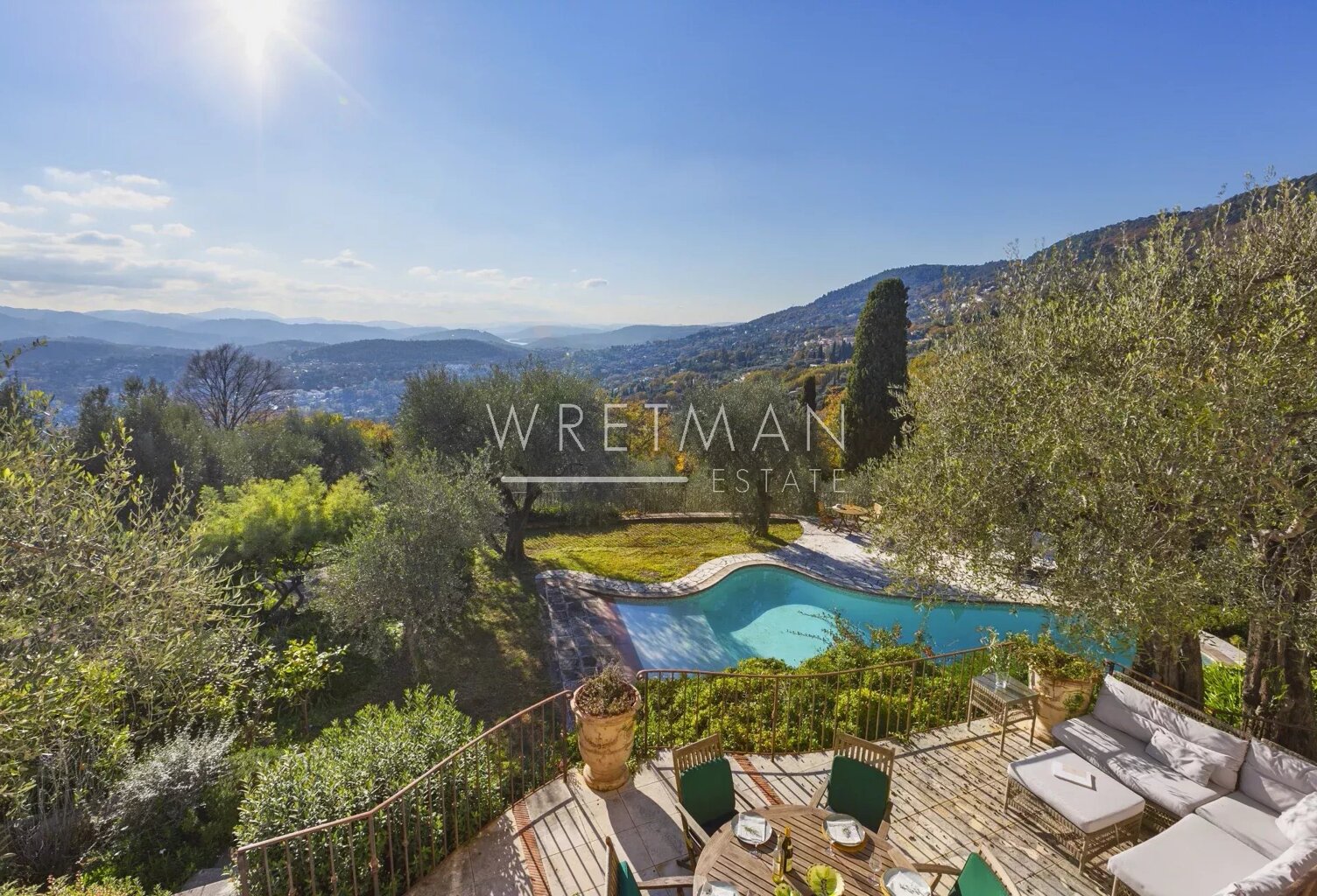 Villa provençale d'exception avec vue panoramique et piscine cha — photo 1
