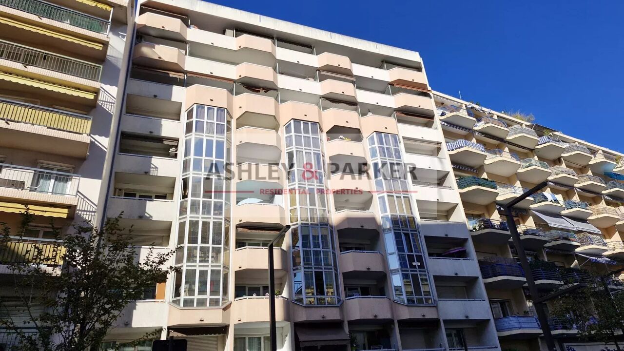 appartement 2 pièces 29 m2 à vendre à Nice (06000)