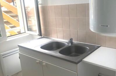 location appartement 320 € CC /mois à proximité de Le Blanc (36300)