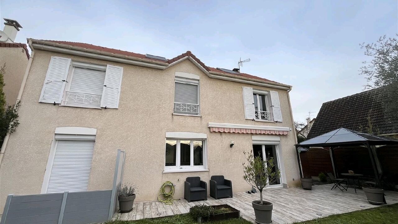 maison 9 pièces 190 m2 à vendre à Beauchamp (95250)