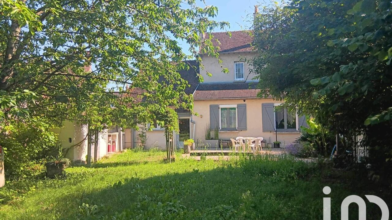 maison 5 pièces 130 m2 à vendre à Ville-Saint-Jacques (77130)