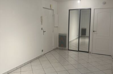 location appartement 1 350 € CC /mois à proximité de Gagny (93220)