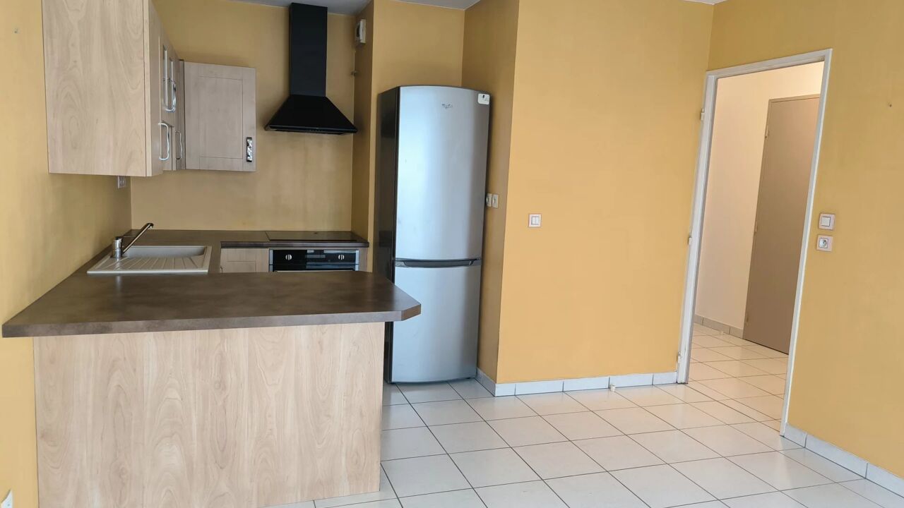 appartement  pièces 39 m2 à vendre à Vaulx-en-Velin (69120)