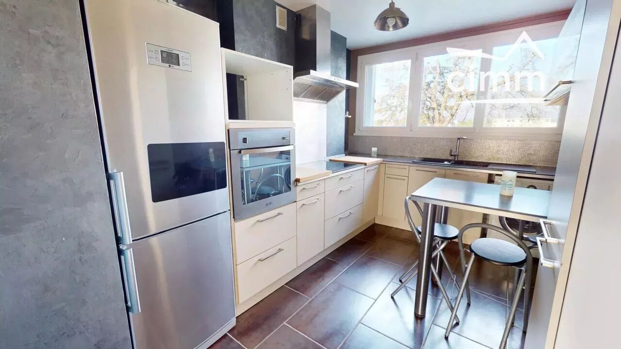 appartement 3 pièces 64 m2 à vendre à Fleury-les-Aubrais (45400)