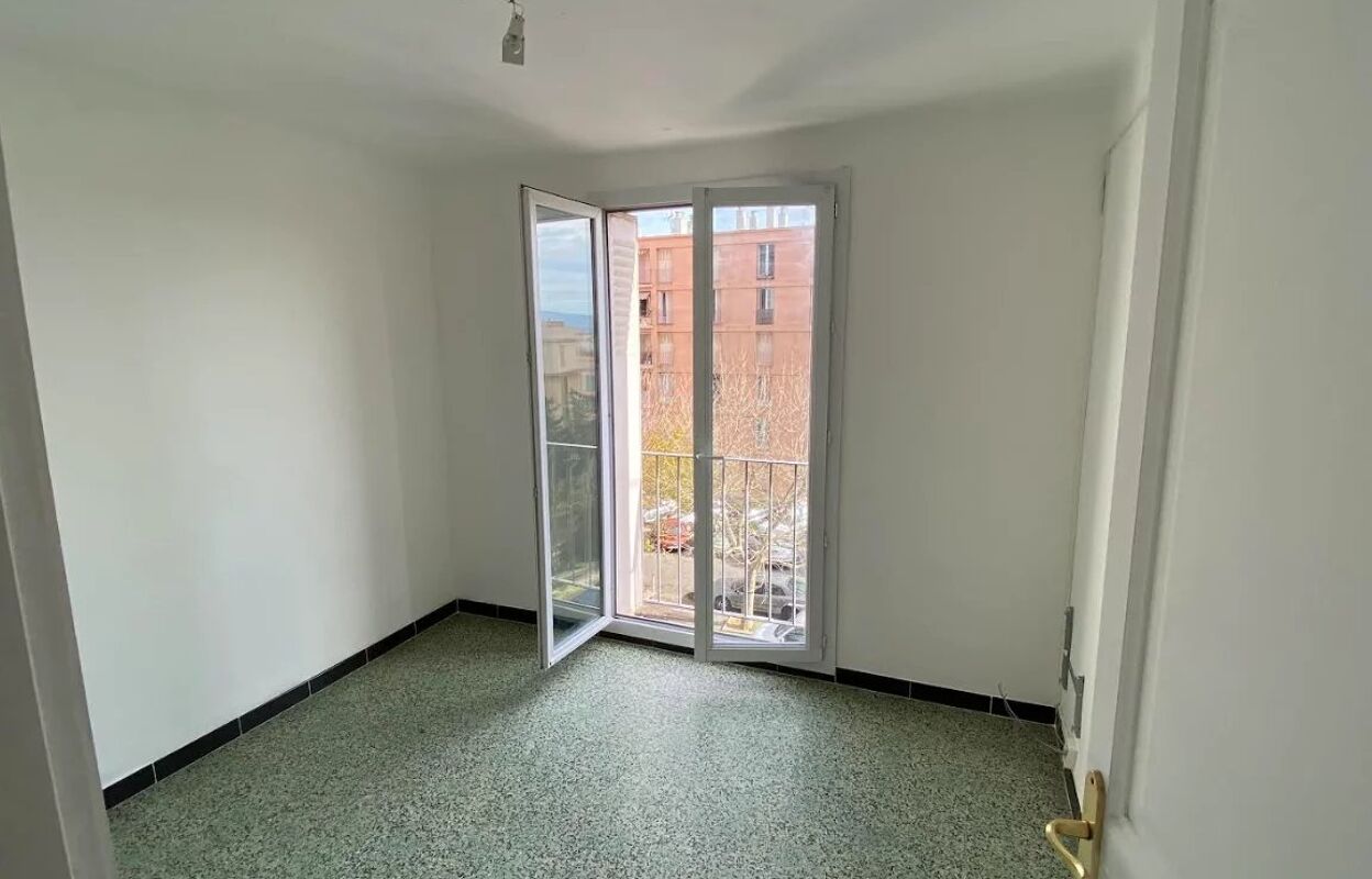 appartement 4 pièces 64 m2 à vendre à Marseille 15 (13015)