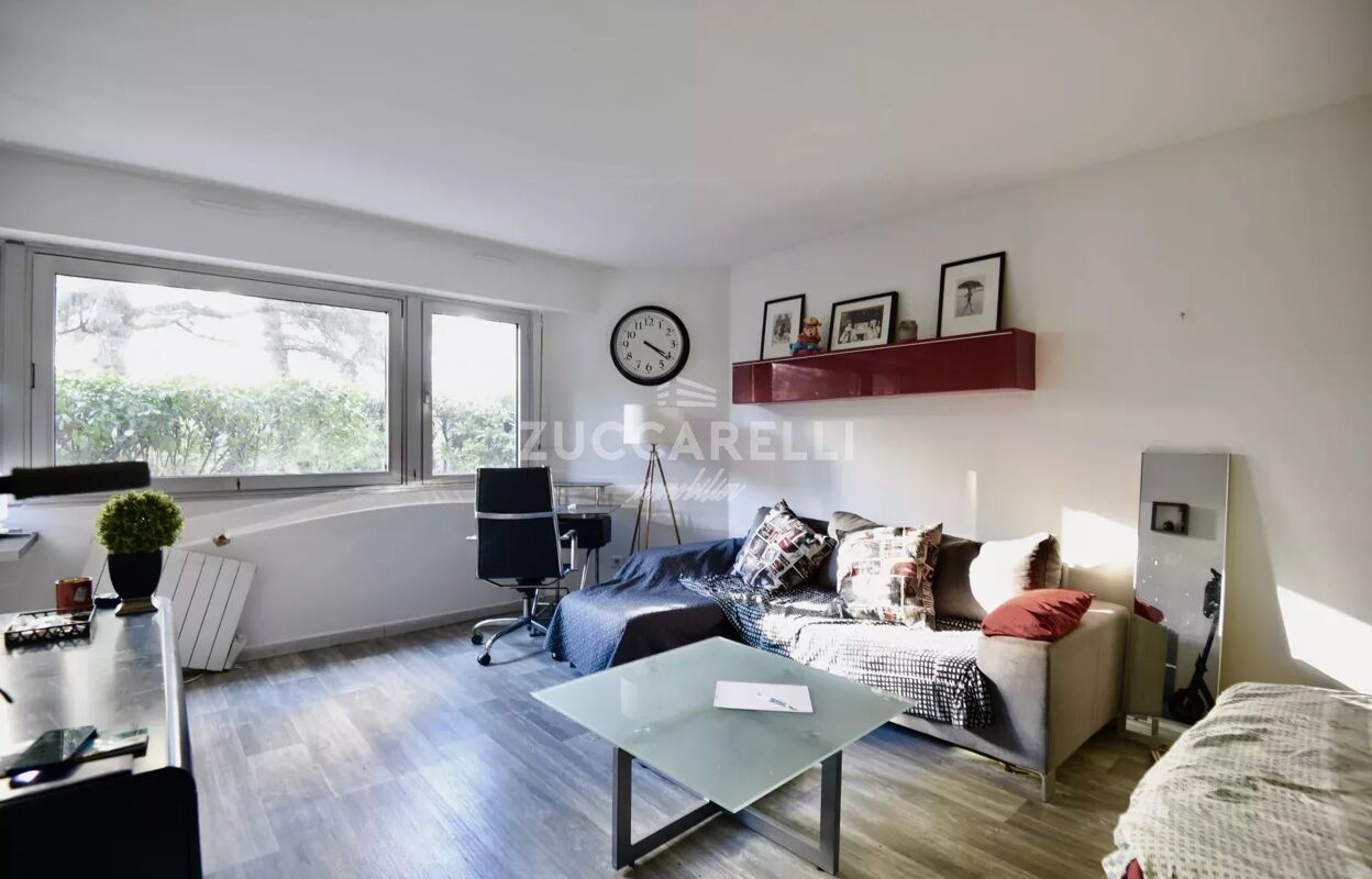 appartement 1 pièces 33 m2 à vendre à Nice (06300)