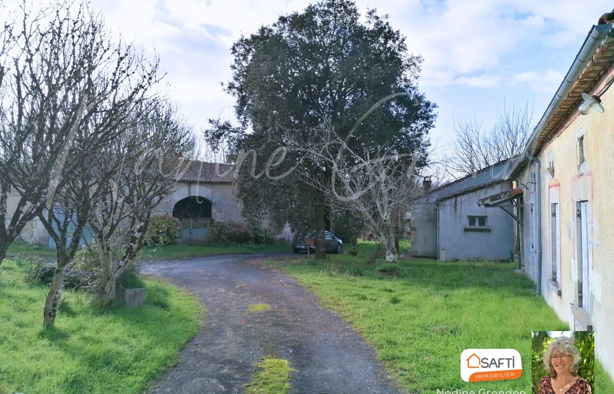 maison 10 pièces 267 m2 à vendre à Saint-Vallier (16480)