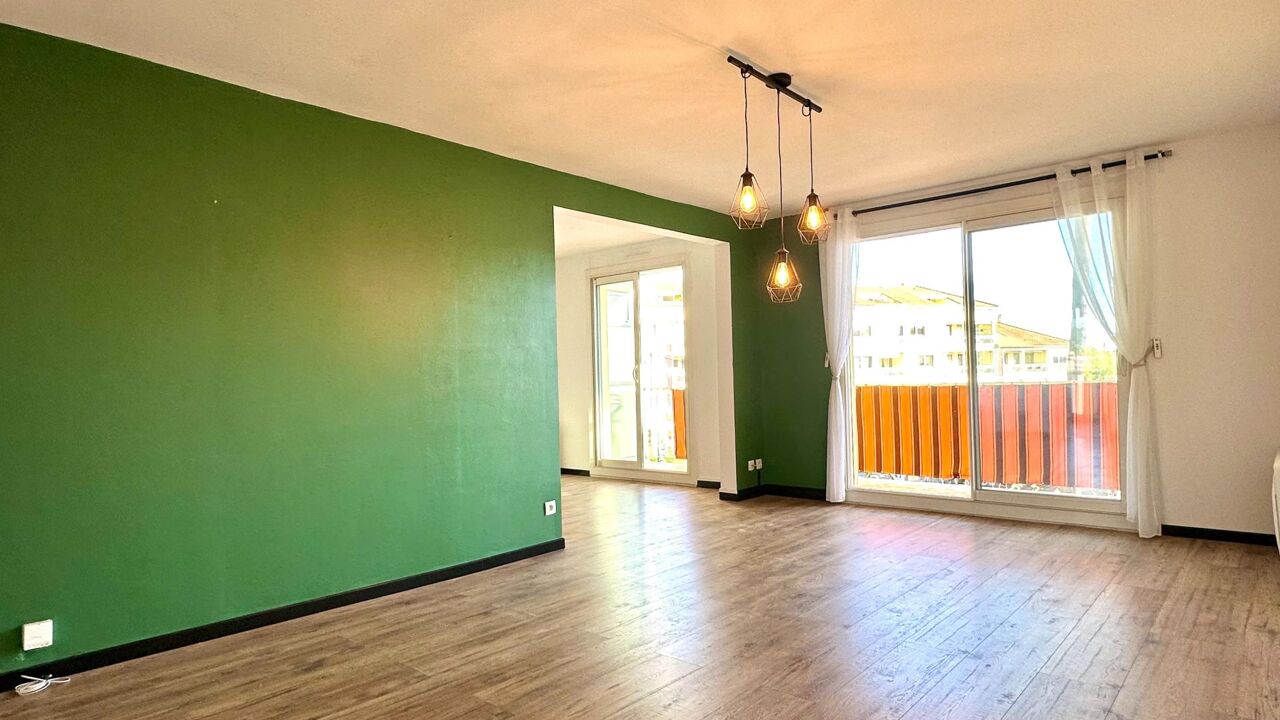 appartement 3 pièces 78 m2 à vendre à Hyères (83400)