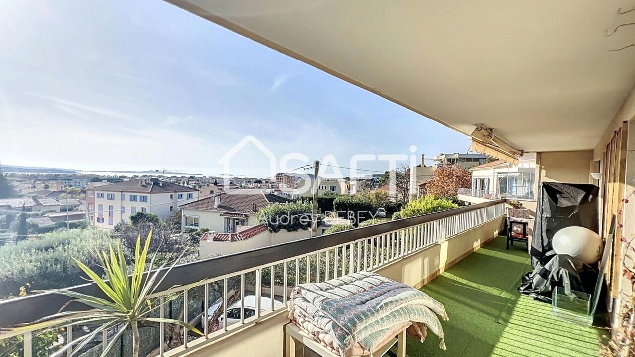 appartement 3 pièces 61 m2 à vendre à Sanary-sur-Mer (83110)