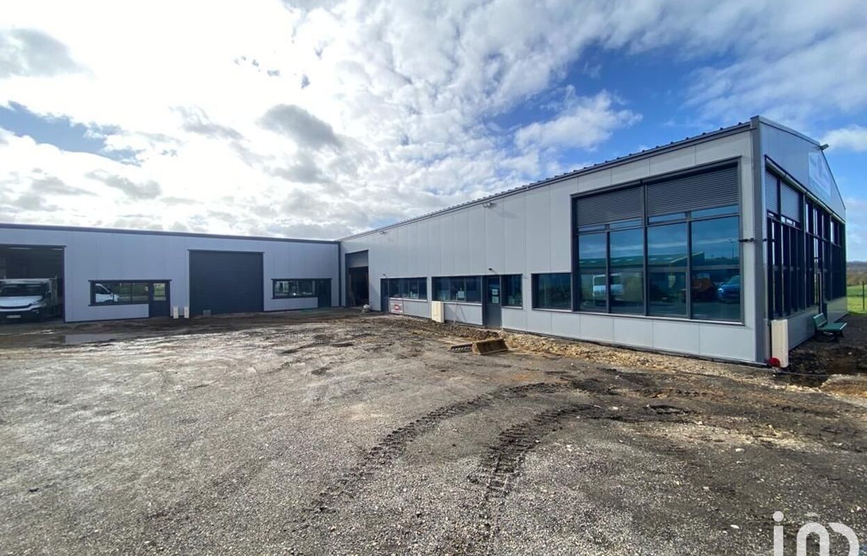 commerce  pièces 1200 m2 à vendre à Chaumont-en-Vexin (60240)