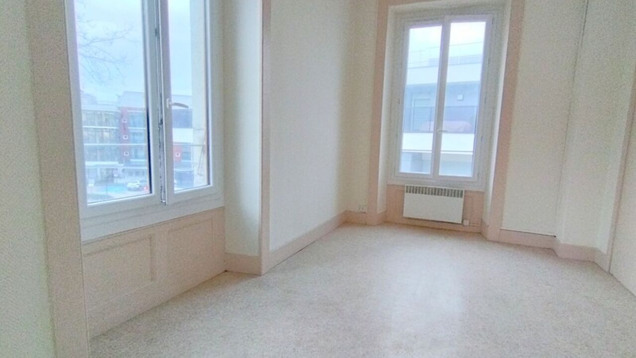 appartement 2 pièces 46 m2 à vendre à Gaillard (74240)