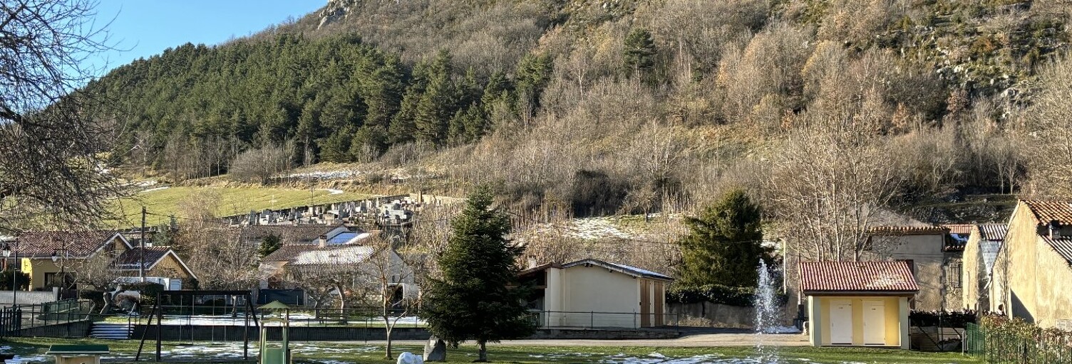 Terrain  3120 m² à vendre à Roquefeuil (11340)