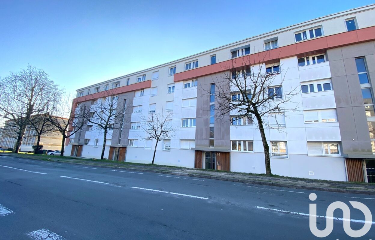 appartement 2 pièces 39 m2 à louer à Mérignac (33700)