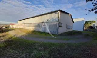 Local industriel 3 Pièces 540 m² à vendre à L'Isle-Jourdain (32600)