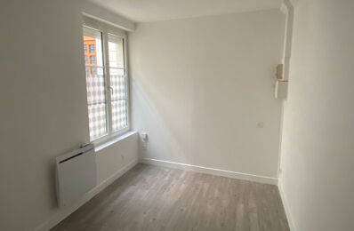 location appartement 420 € CC /mois à proximité de Le Houlme (76770)