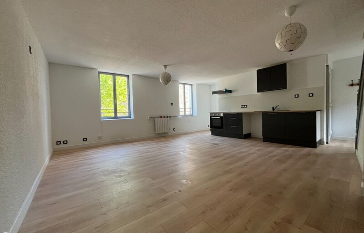 appartement 3 pièces 80 m2 à louer à Saint-Uze (26240)