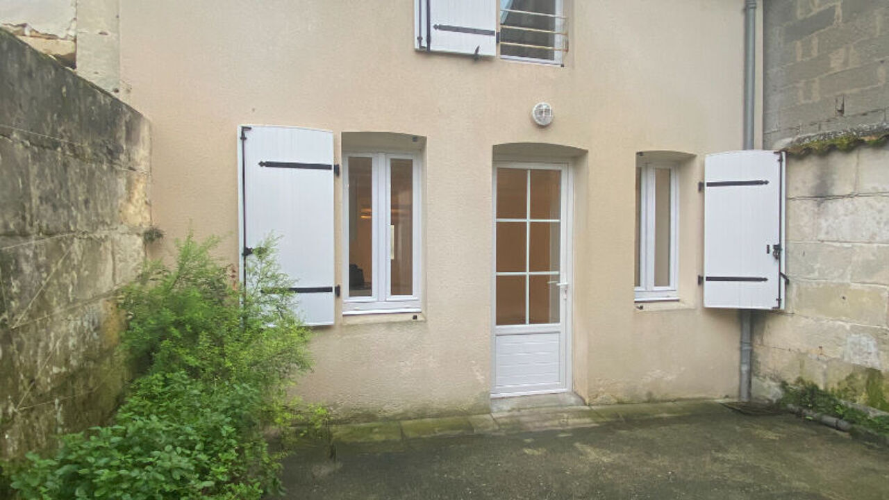 maison 4 pièces 105 m2 à louer à Jonzac (17500)