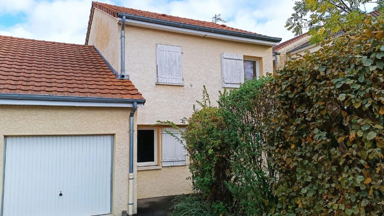 maison 5 pièces 101 m2 à vendre à Saint-Vallier (71230)