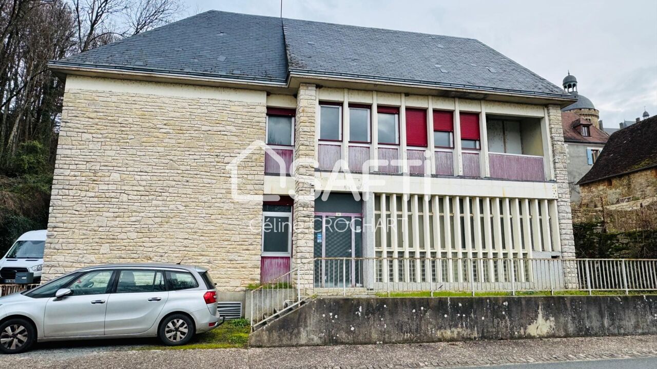 maison 11 pièces 220 m2 à vendre à Hautefort (24390)