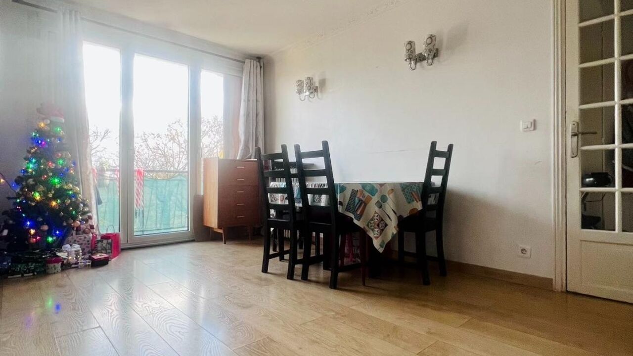 appartement 4 pièces 63 m2 à vendre à Montreuil (93100)