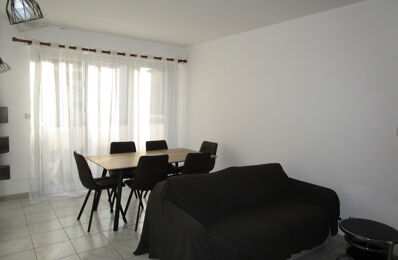 location appartement 550 € CC /mois à proximité de Floure (11800)