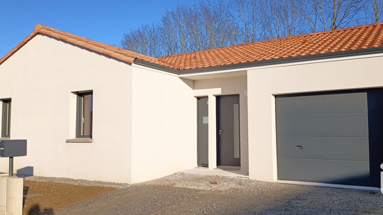 maison 4 pièces 91 m2 à louer à Vieillevigne (44116)