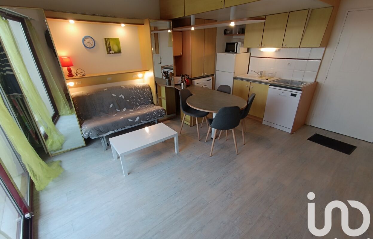 appartement 3 pièces 53 m2 à vendre à La Rochelle (17000)