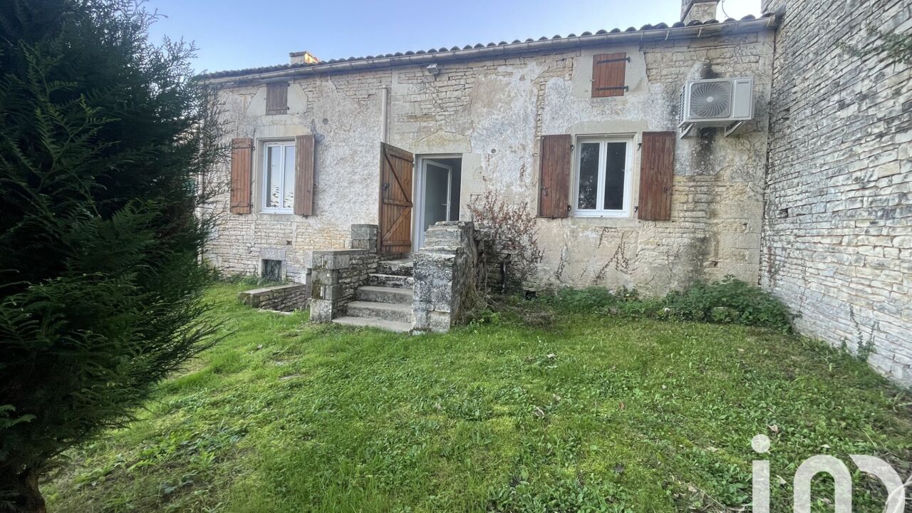 maison 4 pièces 70 m2 à vendre à Cellettes (16230)