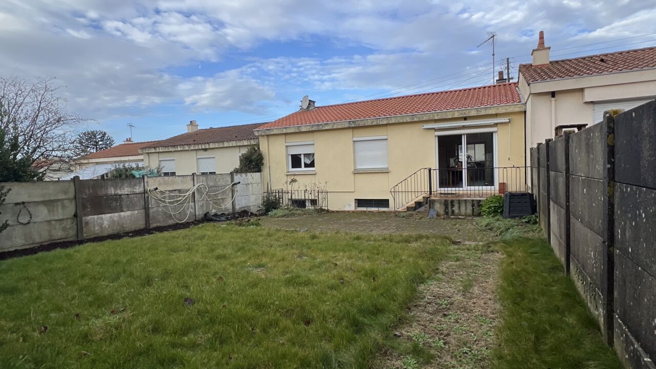 maison 4 pièces 79 m2 à vendre à Cholet (49300)