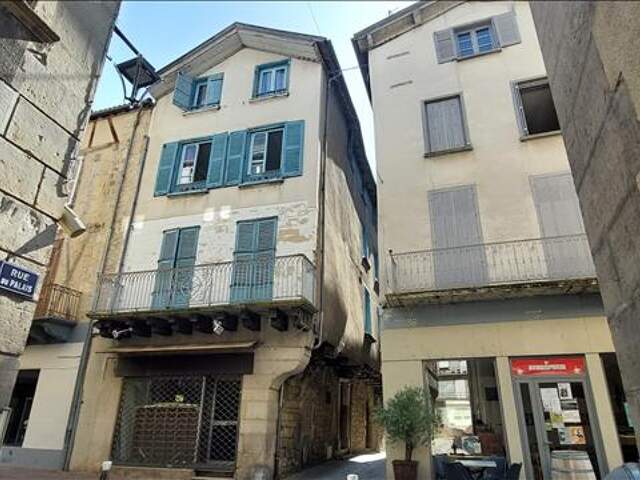 Immeuble à Villefranche-de-Rouergue — photo du bien