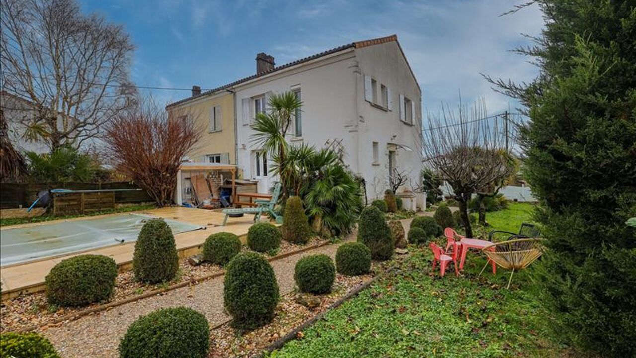 maison 4 pièces 95 m2 à vendre à Jonzac (17500)