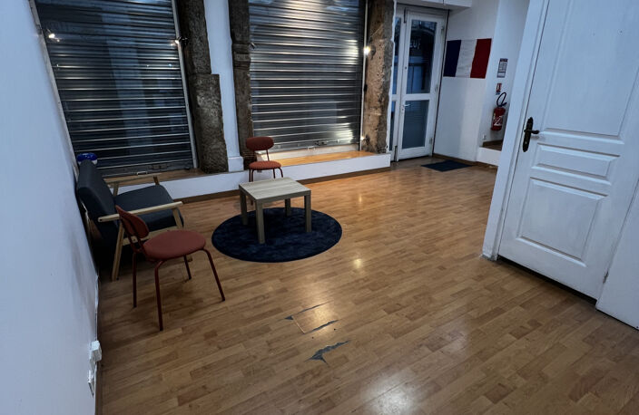 À Louer : Local Commercial 89 m2 — photo 2