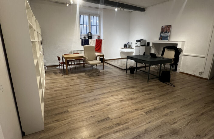 À Louer : Local Commercial 89 m2 — photo 3