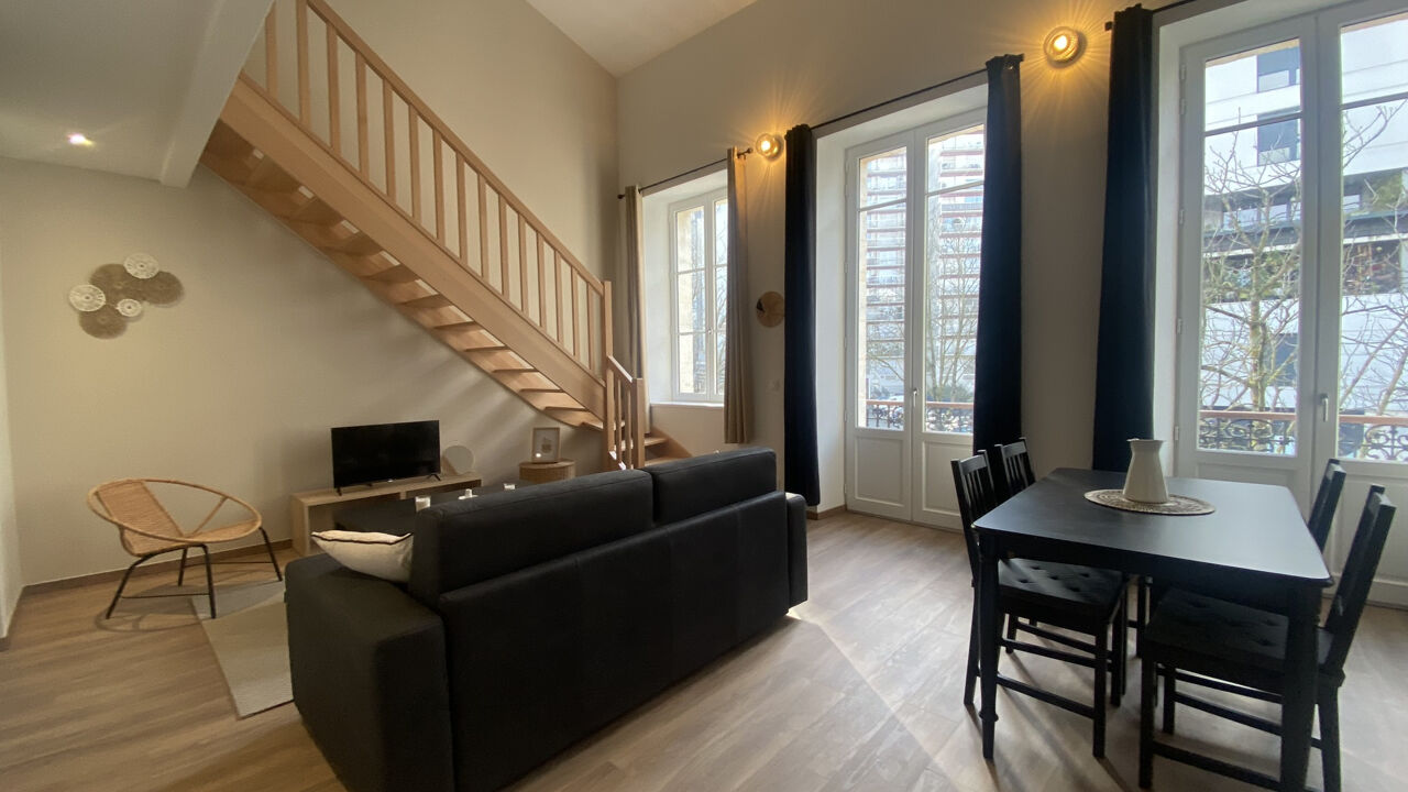 appartement 2 pièces 45 m2 à louer à Bordeaux (33800)