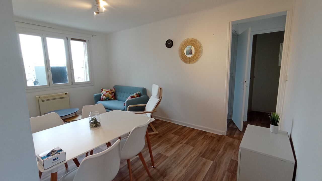 appartement 4 pièces 55 m2 à louer à Marseille 8 (13008)