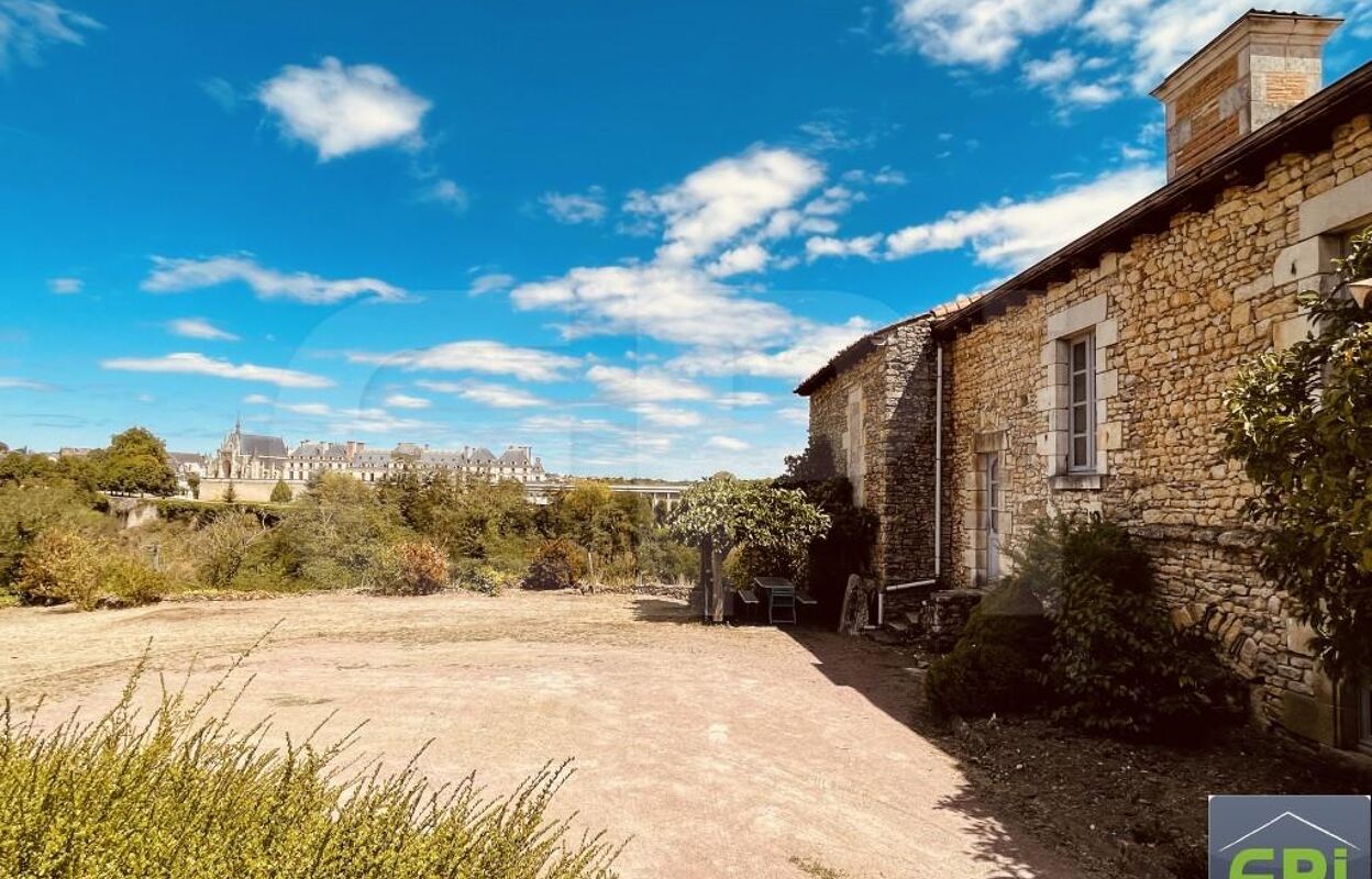 maison 8 pièces 170 m2 à vendre à Saint-Jacques-de-Thouars (79100)