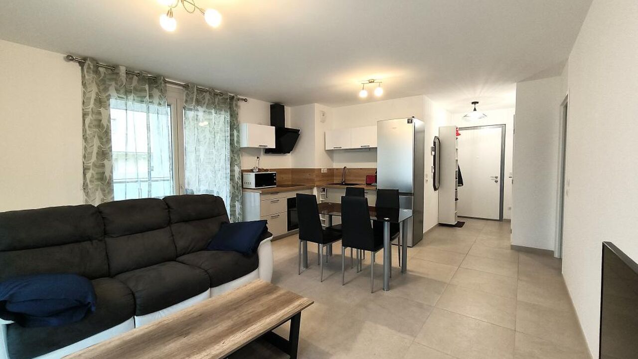 appartement 2 pièces 48 m2 à vendre à Ferney-Voltaire (01210)