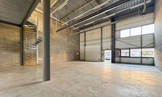 Local industriel  287 m² à louer à Saint-Jean-de-Braye (45800)