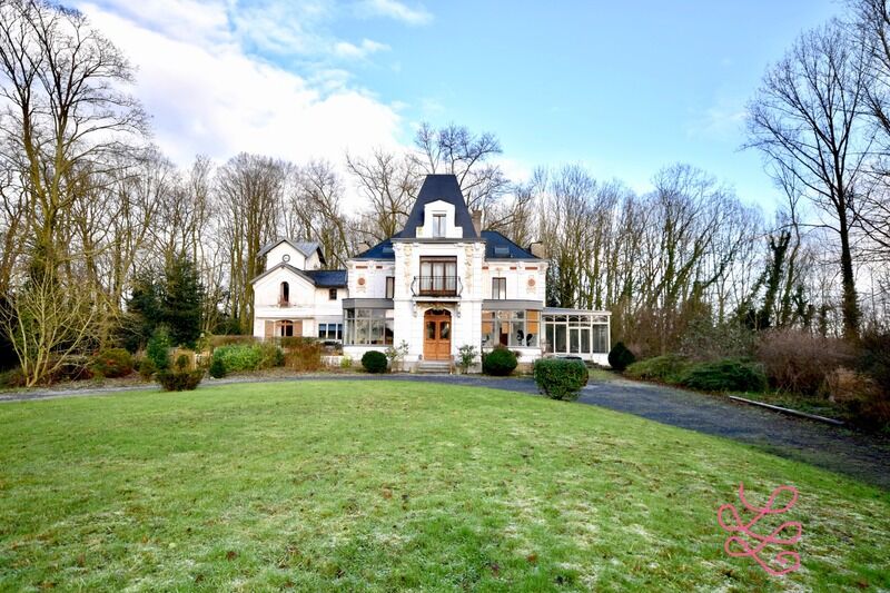 Villa / Maison 10 pièces  à vendre Lille 59000