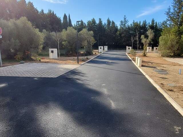 MON TERRAIN A MAUSSANE LES APILLES DE 299 M² VIABILISE — photo du bien