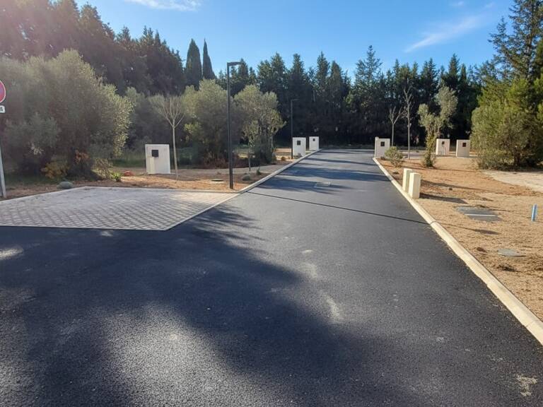 MON TERRAIN A MAUSSANE LES APILLES DE 299 M² VIABILISE — photo 1