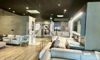 Commerce  570 m² à louer à Servon (77170)