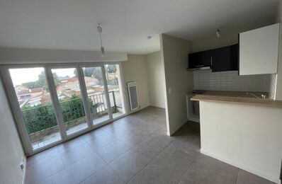 location appartement 560 € CC /mois à proximité de Seilh (31840)